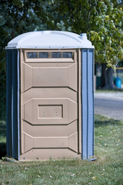 Best Construction site porta potty rental  in Chatham, IL